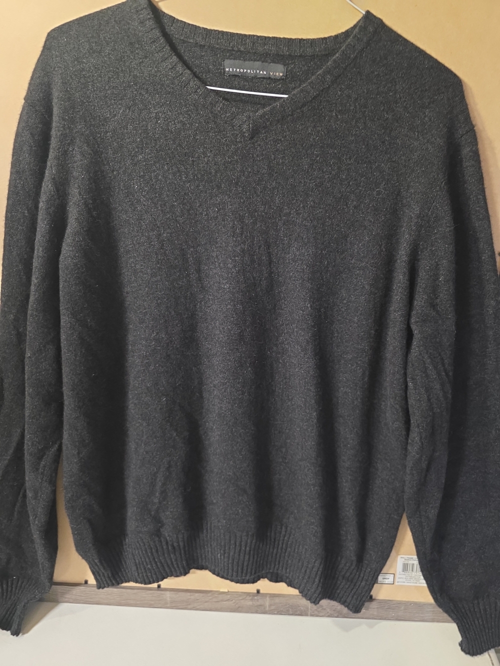 Metropolitan View Men's Gray V-Neck Sweater Soft Knit Long Sleeve- One Size